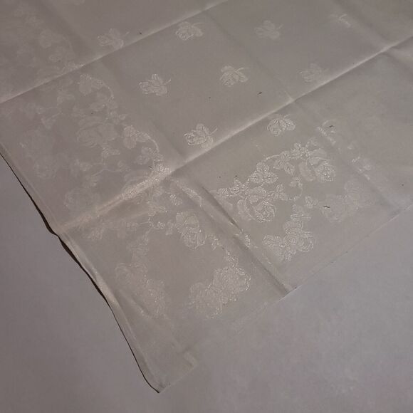 Vintage Small Table Cloth Dresser Scarf Topper Runner White Floral Estate 20x22 - Picture 5 of 8